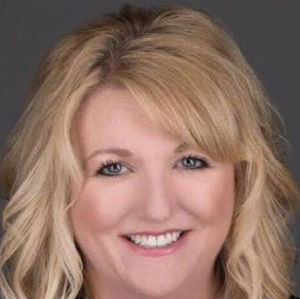 Meet your Posher, Raylene